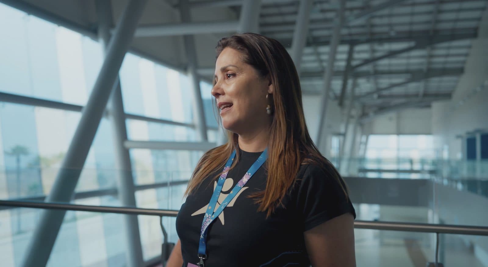 Colaboradora de Grupo Tress en entrevista durante su evento interno